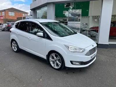 Usado Ford C-MAX Titanium 2017 Branco Monovolume