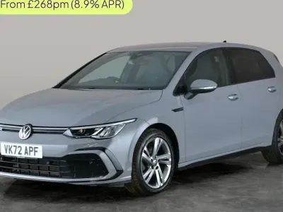Second-hand VW Golf VIII R-line 131 CP (96 kW) 2024 Hatchback