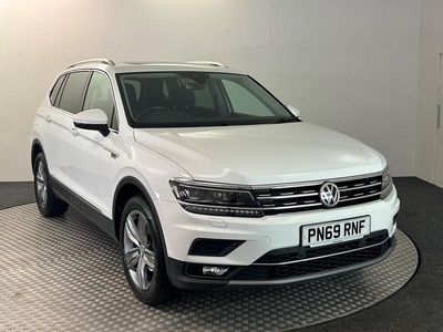 White Used 2019 VW Tiguan Allspace SEL SUV | £19,410 (Fair price)