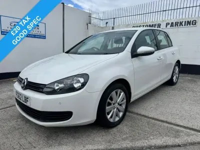 Begagnad VW Golf VII Match 105 HK (77 kW) 2012 Vit Halvkombi