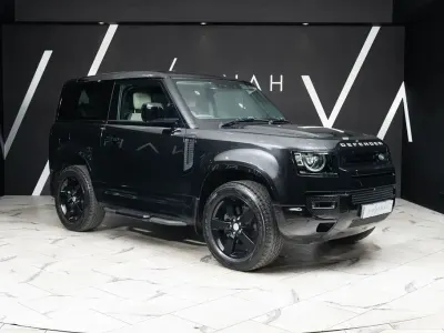 Used Land Rover Defender HSE 300 HP (220 kW) 2021 Black SUV