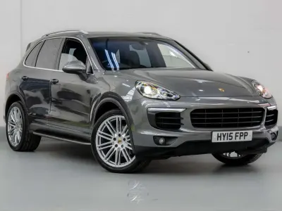 Used Porsche Cayenne 262 HP (192 kW) 2015 Grey SUV