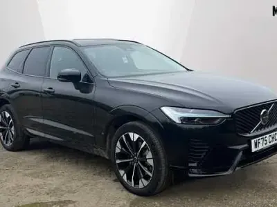 Usado Volvo XC60 Ultra 250 HP (183 kW) 2025 Preto SUV