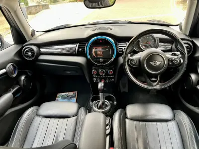 Begagnad Mini Cooper S Hatch 2016 Grå Halvkombi