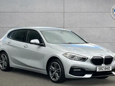 Used BMW 118 Sport Line 134 HP (98 kW) 2021 Silver Hatchback
