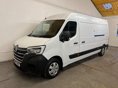 used Renault Master LM35dCi 135 Business+ Medium Roof Van