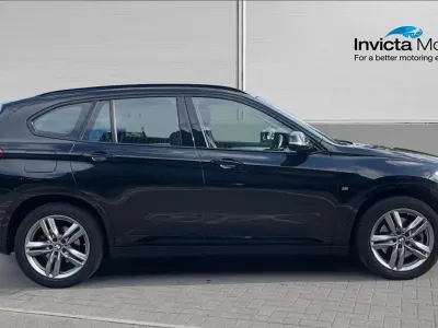 Begagnad BMW X1 M Sport 220 HK (161 kW) 2021 Svart SUV