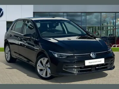 Usado VW Golf VIII Style 200 CV (147 kW) 2025 Negro Utilitario