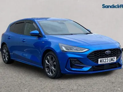 Used Ford Focus ST-Line 125 HP (91 kW) 2023 Blue Hatchback