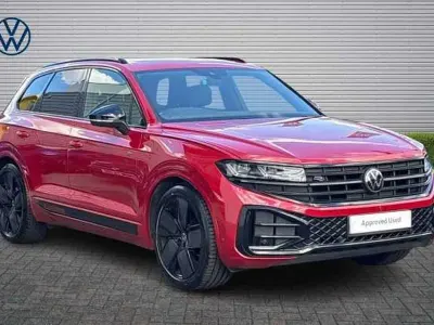 Used VW Touareg Black Edition 286 HP (210 kW) 2023 Red SUV
