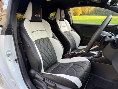 Usado Toyota Yaris Edition 120 HP (88 kW) 2022 Citadino