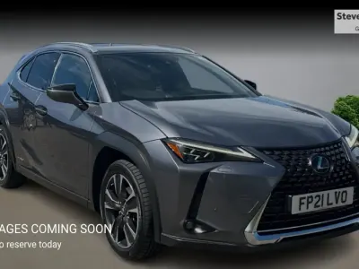 Usado Lexus UX 184 CV (135 kW) 2021 Gris SUV