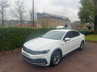 Usado VW Passat Advance 218 HP (160 kW) 2019 Branco Sedan