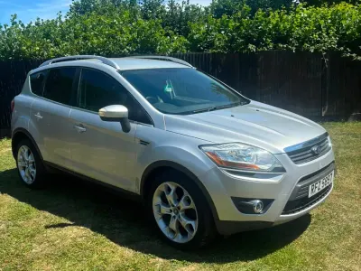 Used Ford Kuga Zetec 140 HP (102 kW) 2012 Silver SUV
