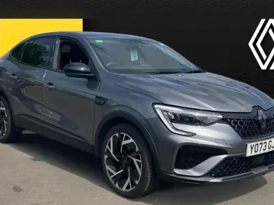 Usado Renault Arkana Esprit Alpine 145 CV (106 kW) 2023 Gris SUV