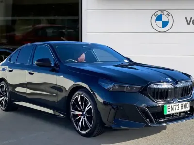 Używany BMW i5 M Sport 250 kW (340 KM) 2023 Czarny Sedan/Limuzyna