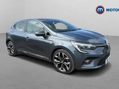 Używany Renault Clio V SE 90 KM (66 kW) 2022 Szary Hatchback