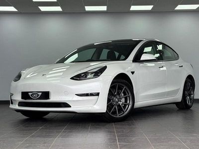 Used Tesla Model 3 77 kW (106 HP) 2020 White Sedan