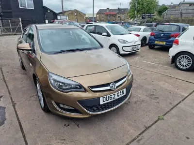 Second-hand Vauxhall Astra SRi 2012 Maro Hatchback
