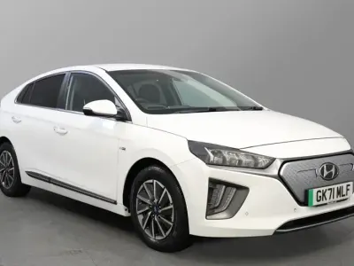 Used Hyundai Ioniq Premium SE 100 kW (136 HP) 2021 Polar white Hatchback