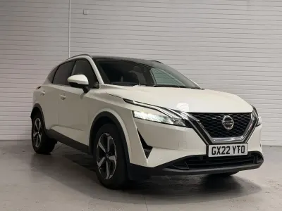 Used Nissan Qashqai N-Connecta 2022 White SUV
