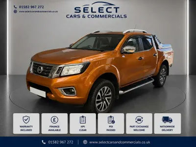 Used Nissan Navara Tekna 190 HP (139 kW) 2018 Yellow Pickup