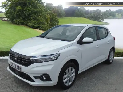 Used Dacia Sandero Comfort 91 HP (66 kW) 2022 White Hatchback