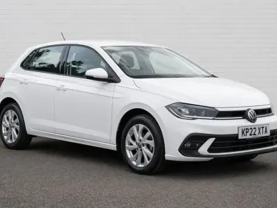 Begagnad VW Polo Style 95 HK (69 kW) 2022 Vit Halvkombi
