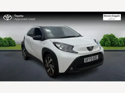 Used Toyota Aygo X 72 HP (52 kW) 2024 White SUV