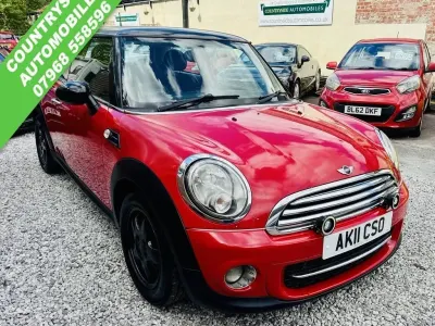 Używany Mini ONE Hatch 98 KM (72 kW) 2011 Czerwony Hatchback