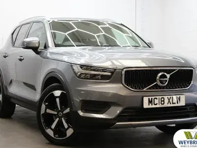 Used Volvo XC40 Momentum 190 HP (139 kW) 2018 Osmium grey SUV