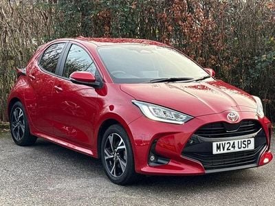 Used Toyota Yaris Hybrid Design 116 HP (85 kW) 2024 Red Hatchback
