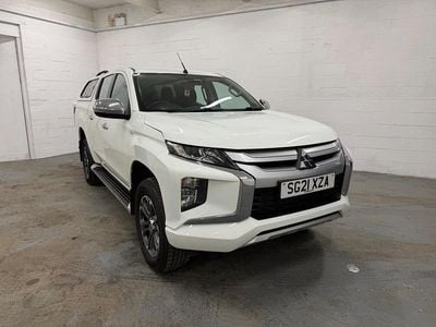 Used Mitsubishi L200 2021 White Pickup