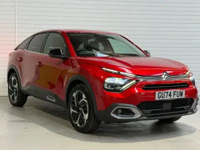 Używany Citroën C4 PureTech 2024 Czerwony SUV