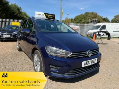 Used VW Golf Sportsvan SE 2017 Blue MPV