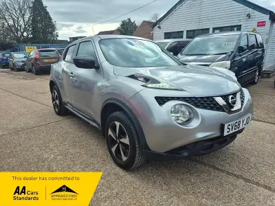 Begagnad Nissan Juke 112 HK (82 kW) 2018 Silver SUV