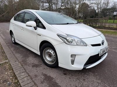 Used Toyota Prius 122 HP (89 kW) 2019 White Hatchback