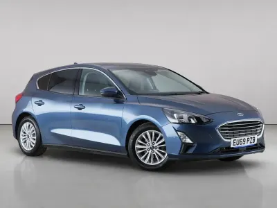 Used Ford Focus Titanium 125 HP (91 kW) 2019 Blue Hatchback
