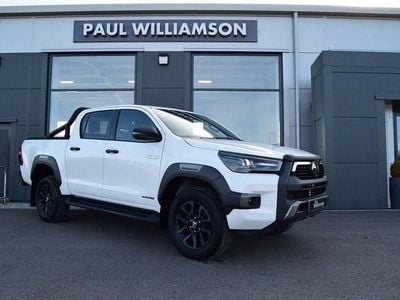 Used Toyota HiLux 204 HP (150 kW) 2023 White Pickup