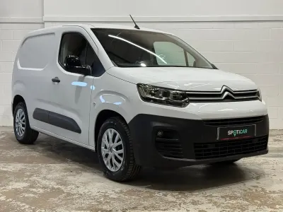 Used Citroën e-Berlingo 100 kW (136 HP) 2022 White MPV