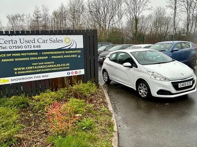 Used Peugeot 208 Access 2016 White Hatchback