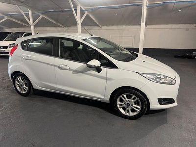 White Used 2016 Ford Fiesta Zetec Hatchback | £4,000 (Good price)
