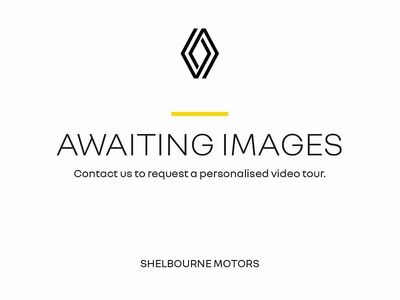 Used Renault Trafic 130 HP (95 kW) 2024 Metallic  carmin red  MPV