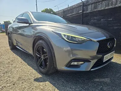 Used Infiniti Q30 Premium 170 HP (125 kW) 2017 Grey Hatchback