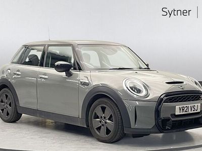 Usado Mini Cooper S Classic 192 HP (141 kW) 2021 Cinzento Citadino