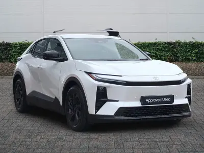 New Toyota C-HR+ Design 164 kW (224 HP) 2026 Platinum white pearl SUV
