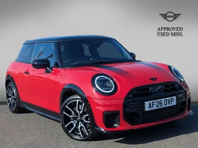 Used Mini Cooper Hatch 113 kW (154 HP) 2026 Red Hatchback