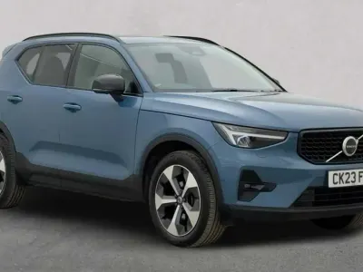 Used Volvo XC40 Ultimate 197 HP (144 kW) 2023 Blue SUV