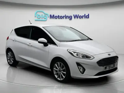 Used Ford Fiesta Titanium 125 HP (91 kW) 2020 White Hatchback