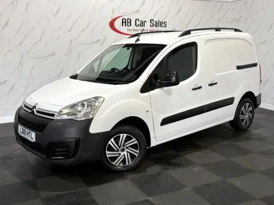 Used Citroën e-Berlingo 100 HP (73 kW) 2018 White